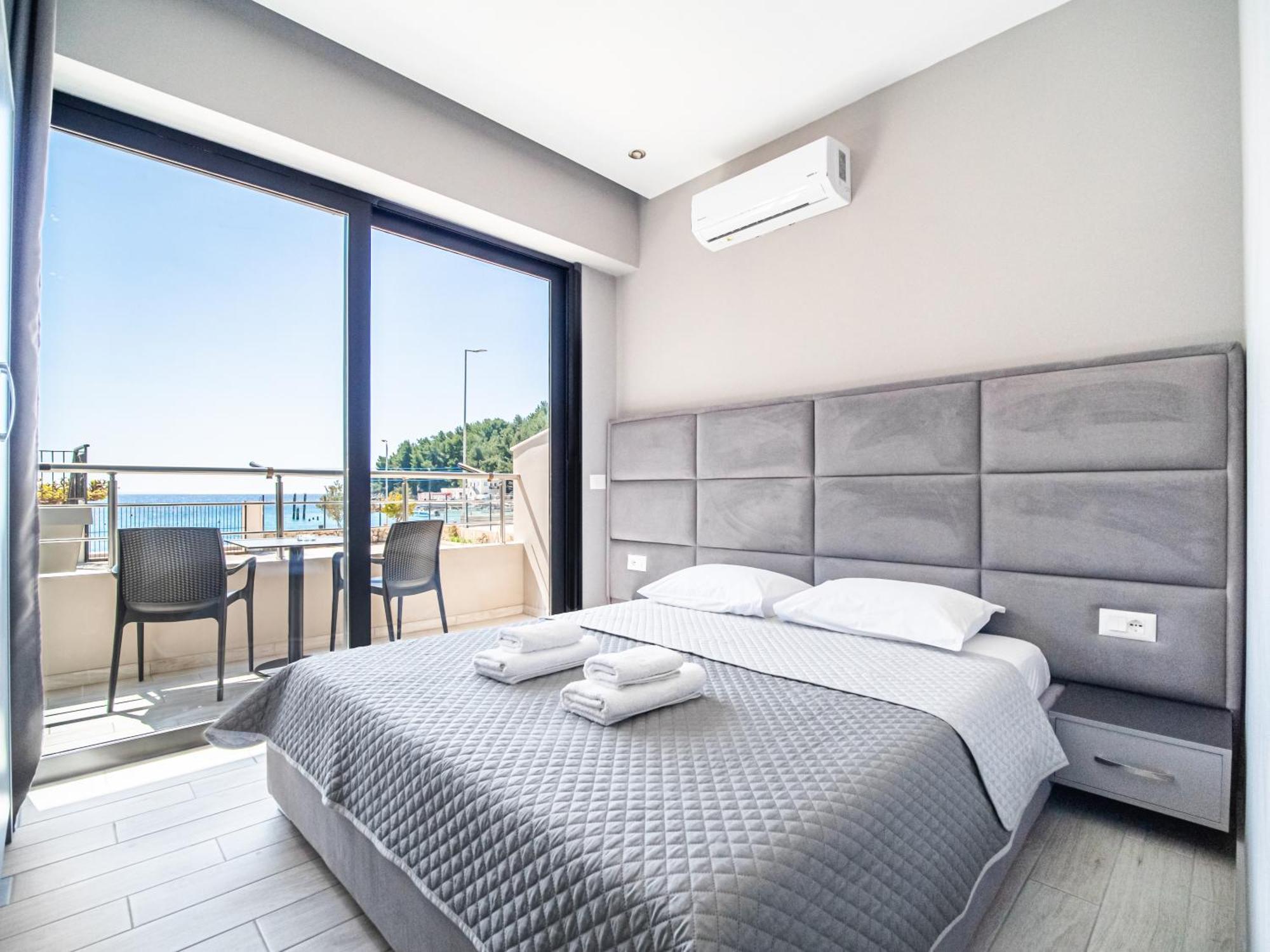 Hotel Endless Blue Himara Esterno foto