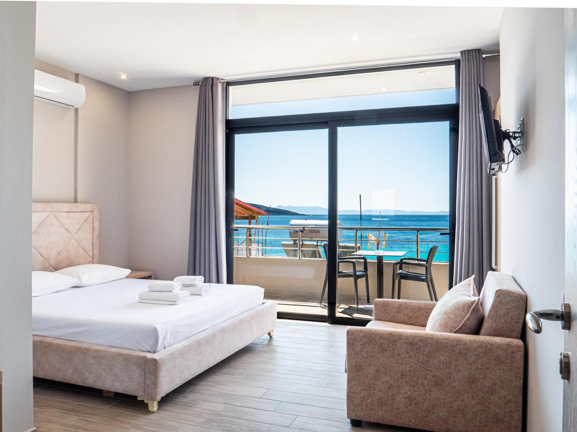Hotel Endless Blue Himara Esterno foto