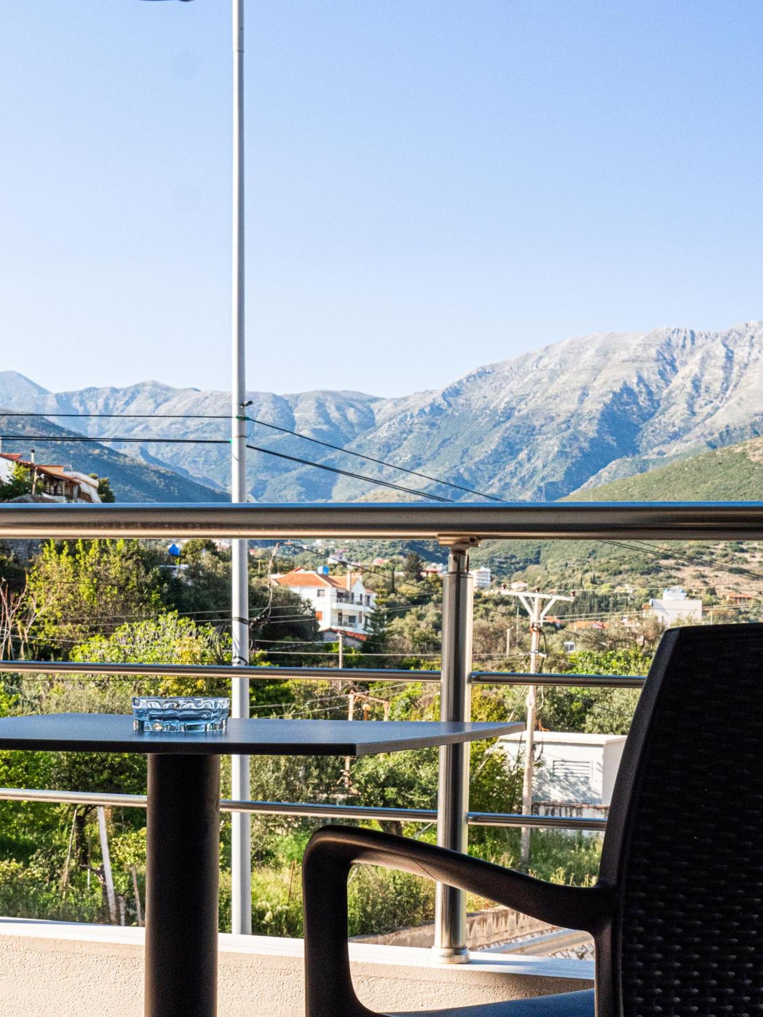 Hotel Endless Blue Himara Esterno foto