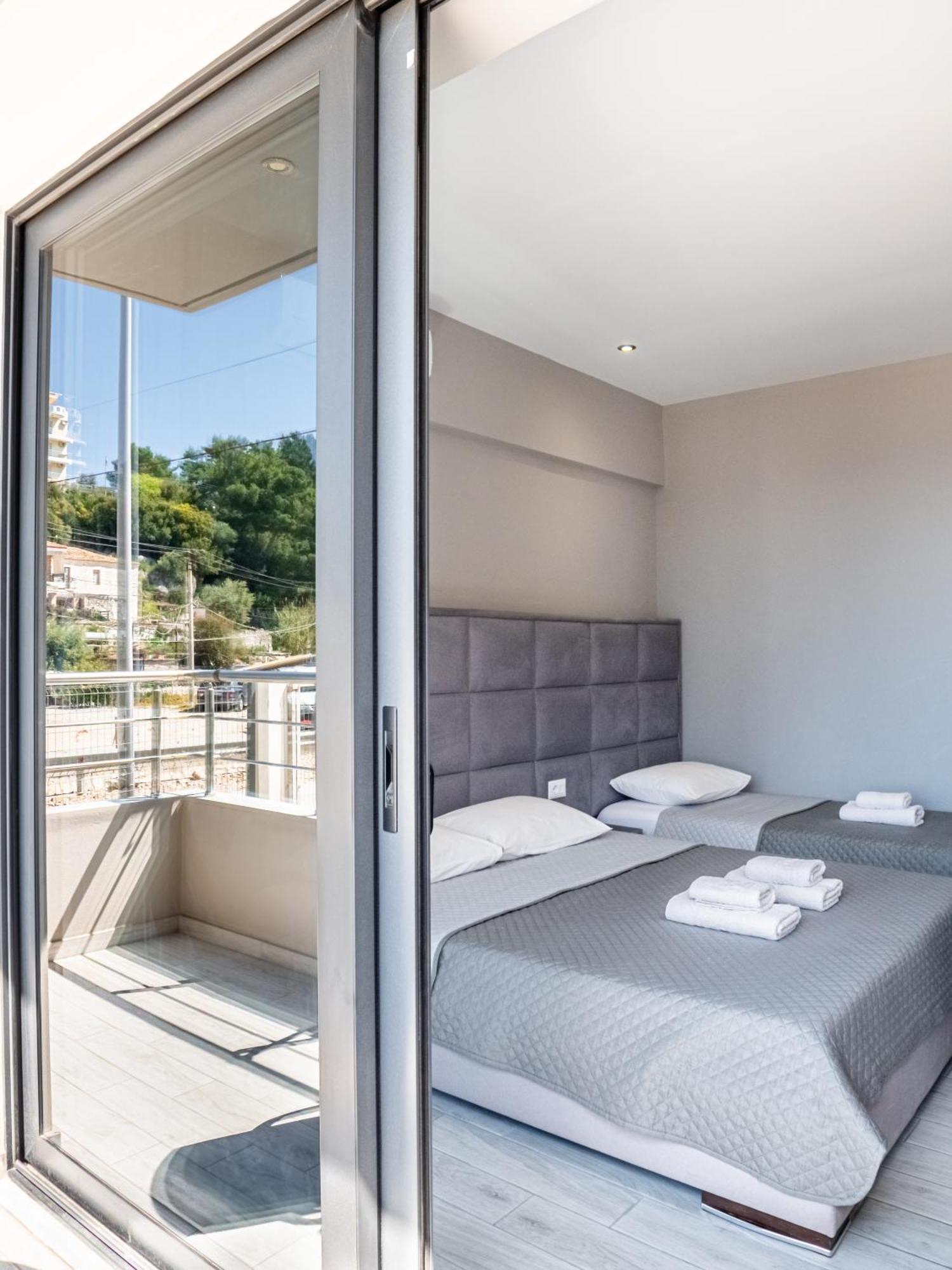 Hotel Endless Blue Himara Esterno foto