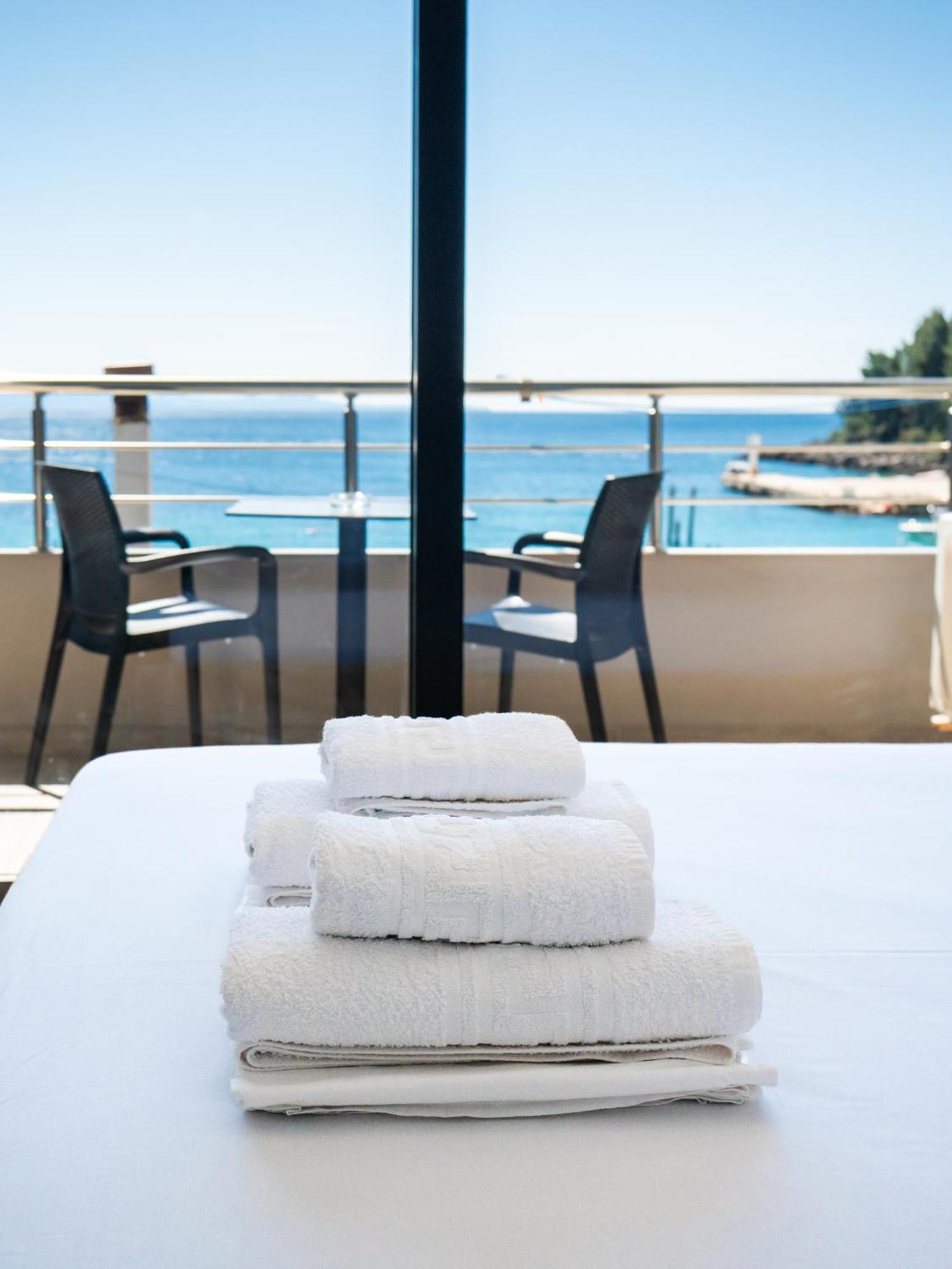 Hotel Endless Blue Himara Esterno foto
